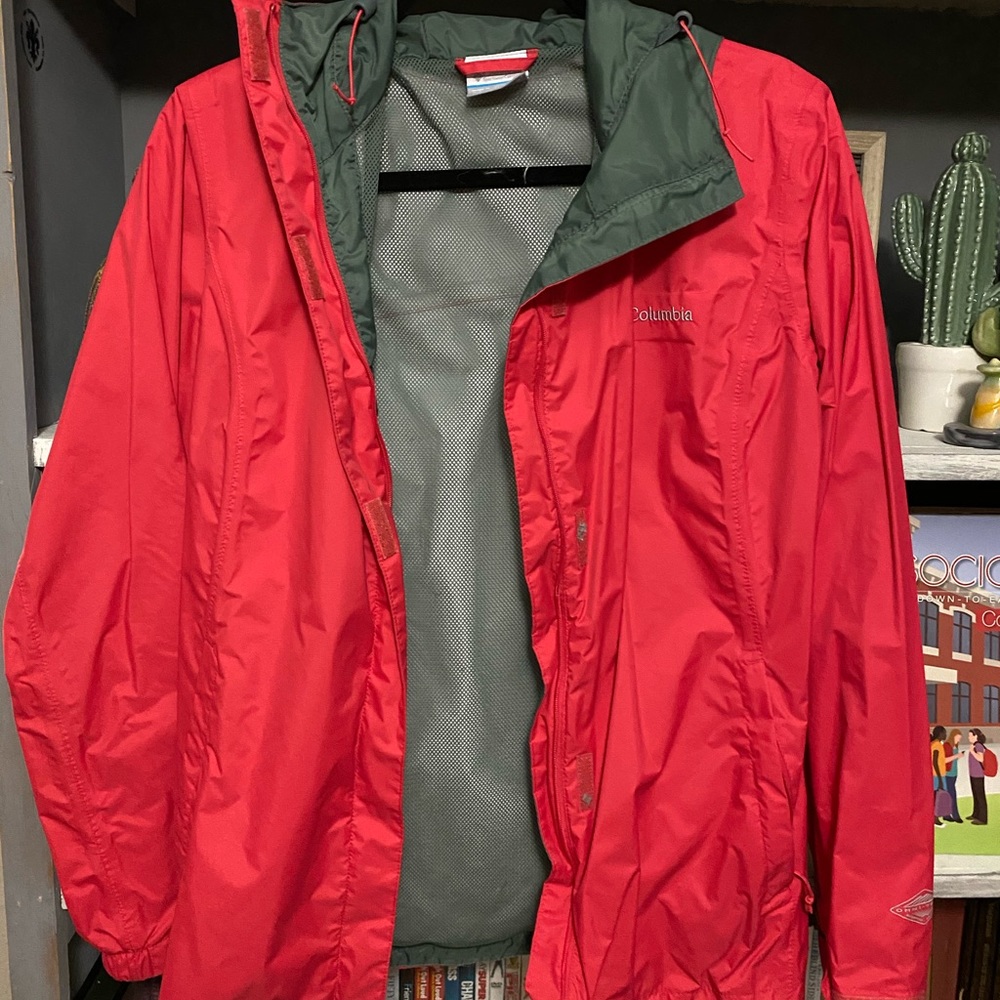 Columbia rain jacket